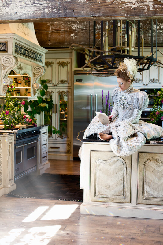 kellie-burke-interiors-dream-shoot-seated